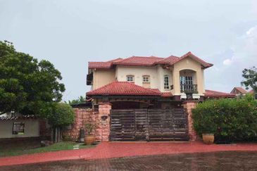 Bungalow @ Bukit Jelutong Shah Alam