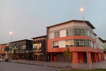 Taman 1 Lagenda Melaka,3 Storey Corner ShopOffice 