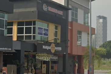 Taman 1 Lagenda Melaka,3 Storey Corner ShopOffice 