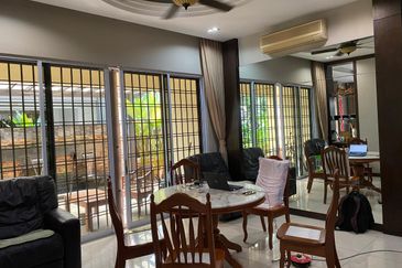 Jalan Kemuning Permai 33/43B