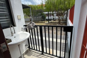 Lukisan @ Alam Impian