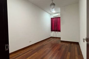 Lukisan @ Alam Impian