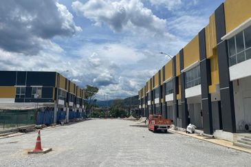Newly Completed | 2 Sty Linx 3 Industrial Avenue Ampang Terraced Factory For Rent