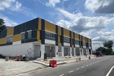 Newly Completed | 2 Sty Linx 3 Industrial Avenue Ampang Terraced Factory For Rent