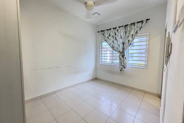 D'Camelia Court Nilai Impian