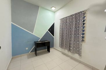 D'Camelia Court Nilai Impian