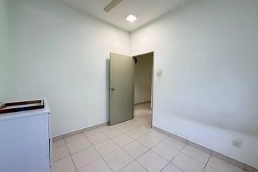 D'Camelia Court Nilai Impian