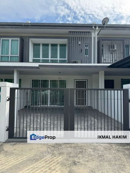 FACING OPEN | 2 Sty Serenia Adiva Serenia City Houses For Rent with Kitchen Cabinet Ready, Selangor, Sepang