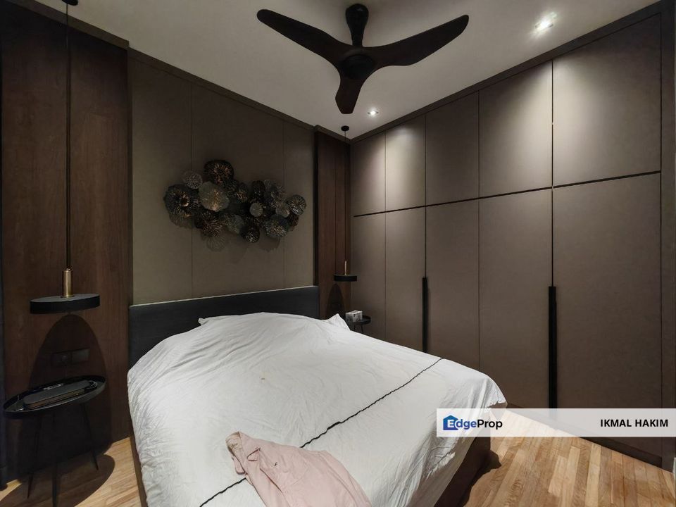 Fully Renovated Furnished Unit Reflection Residences For Sale, Selangor, Mutiara Damansara