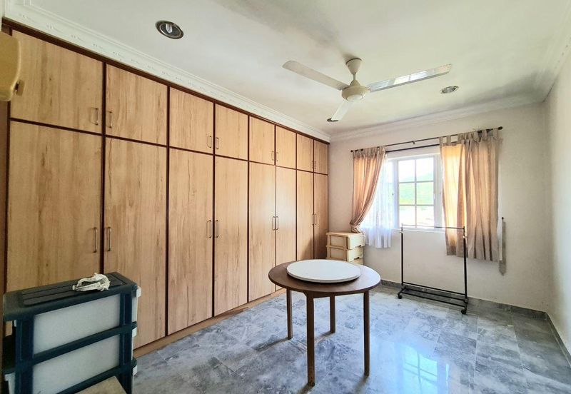 Kemensah Villa Condominium