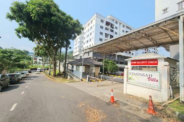 Kemensah Villa Condominium