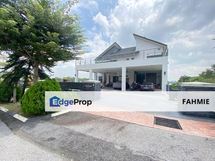Nicely own designed bungalow. Kelab Golf Sultan Abdul Aziz Shah. Shah Alam. , Selangor, Shah Alam