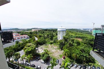 Kristal Villa Condominium