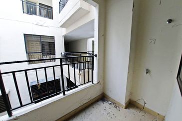 Kristal Villa Condominium