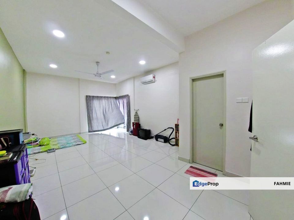Lake Vista Residence. Bandar Tun Hussein Onn. Cheras. , Selangor, Cheras