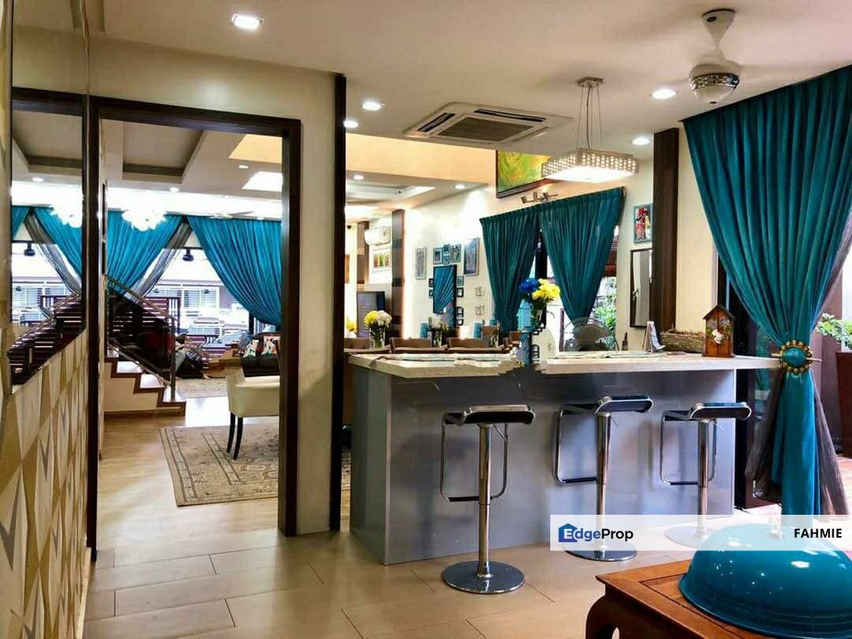 Fully furnished. Anjung Suasana. Bandar Seri Putra. Bangi. , Selangor, Bangi