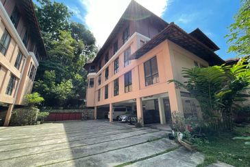 Town Villias @ Bukit Gita Bayu