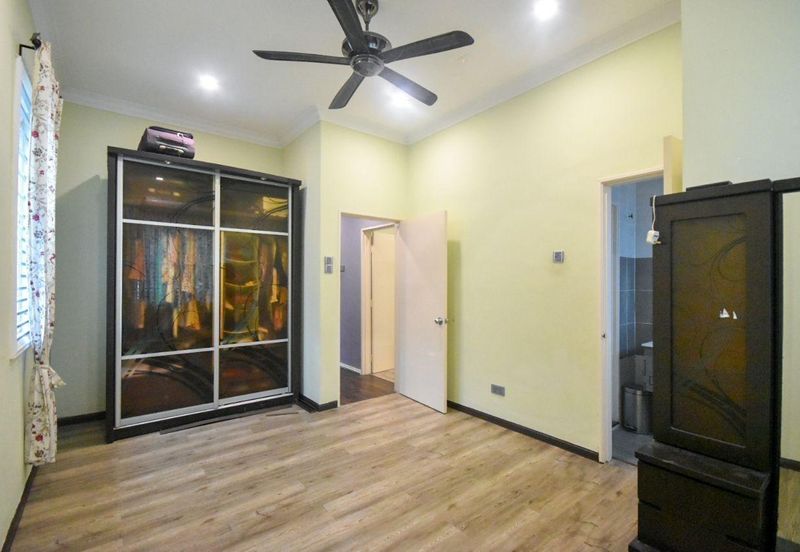 End lot. Fully renovated. Suria Residence. Bandar Sungai Long. Kajang. 