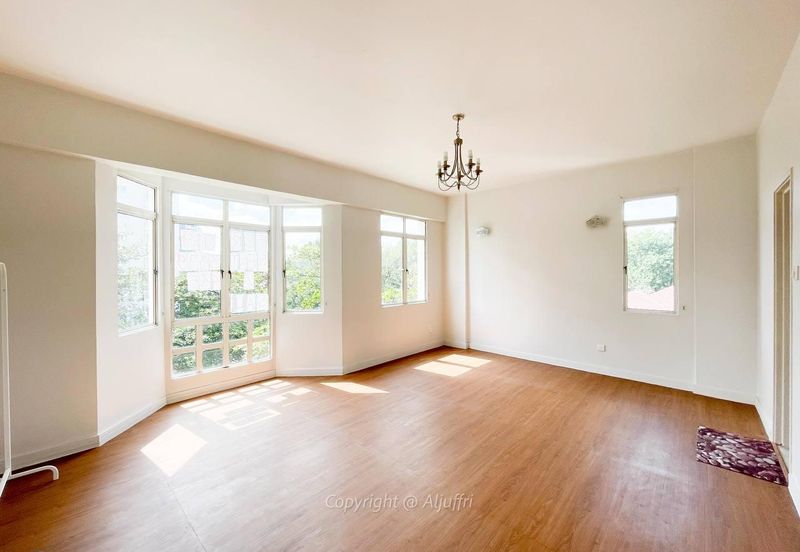 Bungaraya Kondominium, Saujana Subang