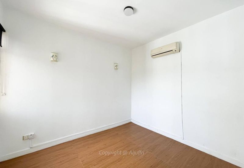 Bungaraya Kondominium, Saujana Subang