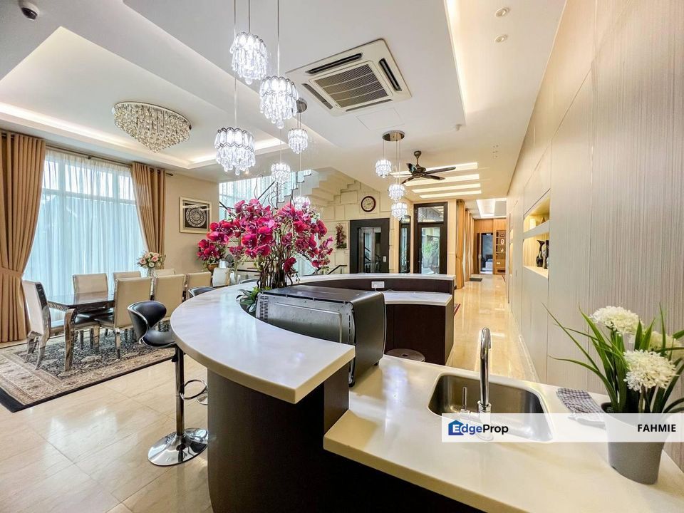 Freehold. Swimming pool and lift. Setia Eco Park. Setia Alam. , Selangor, Setia Eco Park