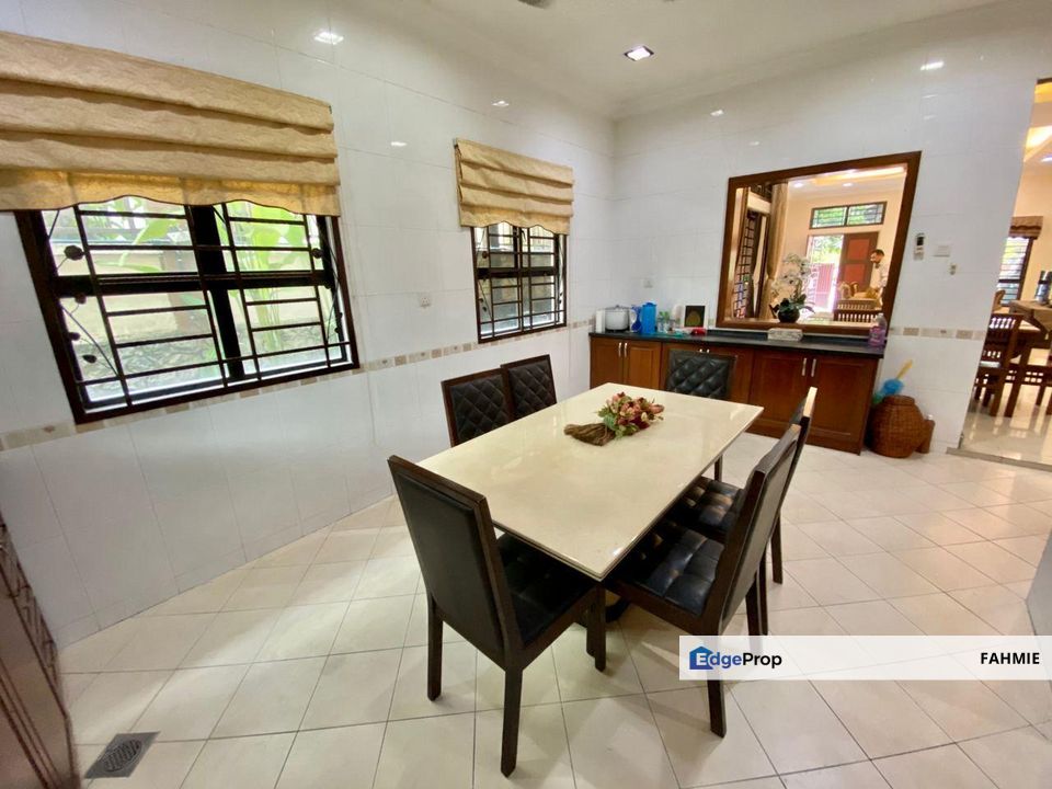 Fully renovated. D'Cempaka. Seksyen 9. Bandar Baru Bangi., Selangor, Bangi