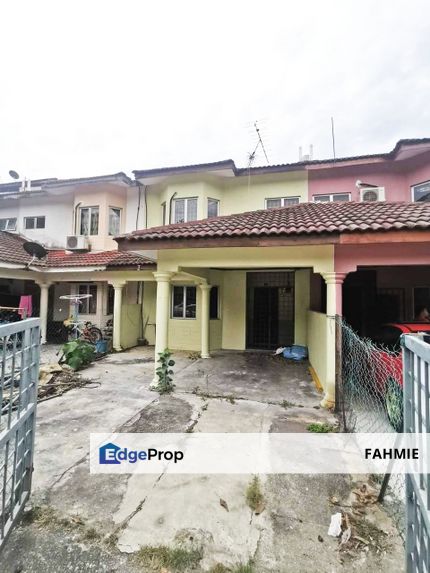 Tak mengadap rumah lain. Taman Melor. Seksyen 5. Bandar Baru Bangi., Selangor, Bangi