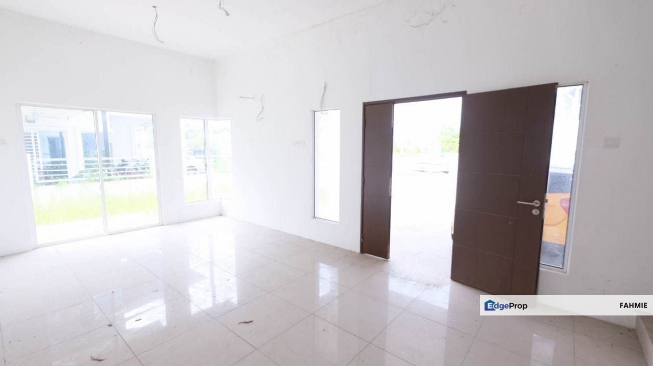 Lake at the back. Taman Desiran Bayu. Puchong. , Selangor, Puchong