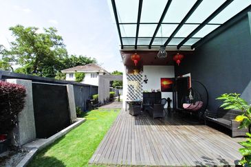 Taman Sri Hijau ( New Green Park )