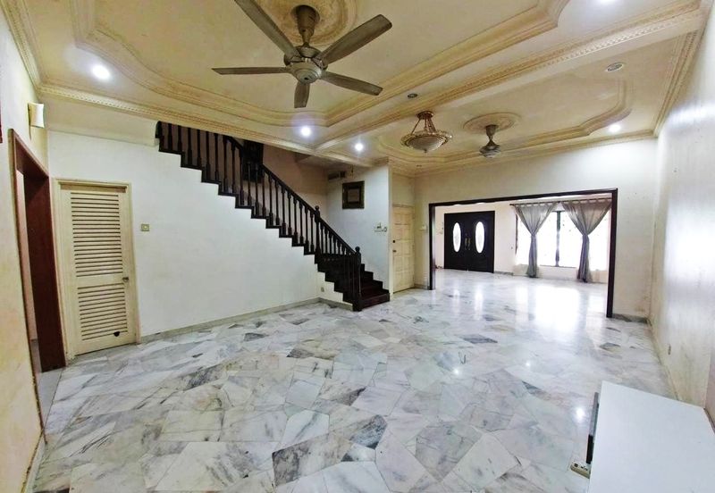 Freehold. Not facing other house. Taman Setiawangsa. 