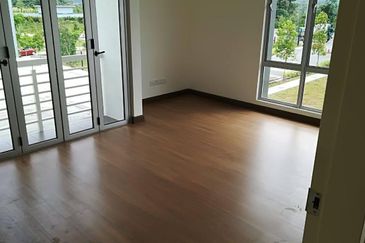 Abadi @ Bandar Ainsdale