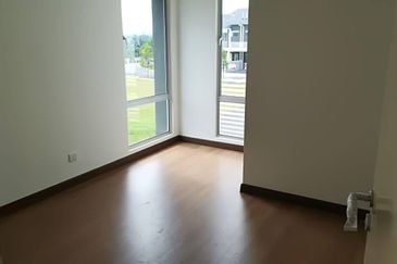 Abadi @ Bandar Ainsdale