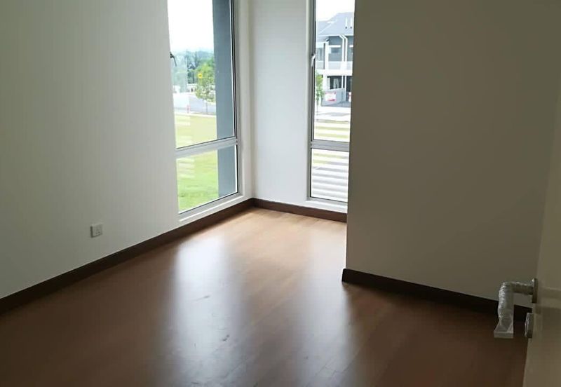 Abadi @ Bandar Ainsdale