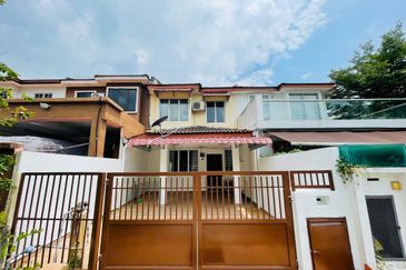 Taman Saujana Puchong