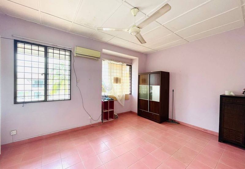 Taman Saujana Puchong