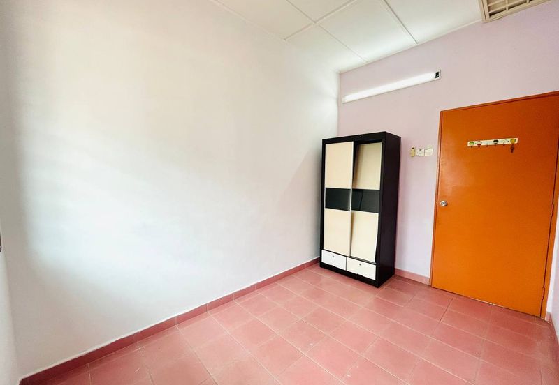 Taman Saujana Puchong