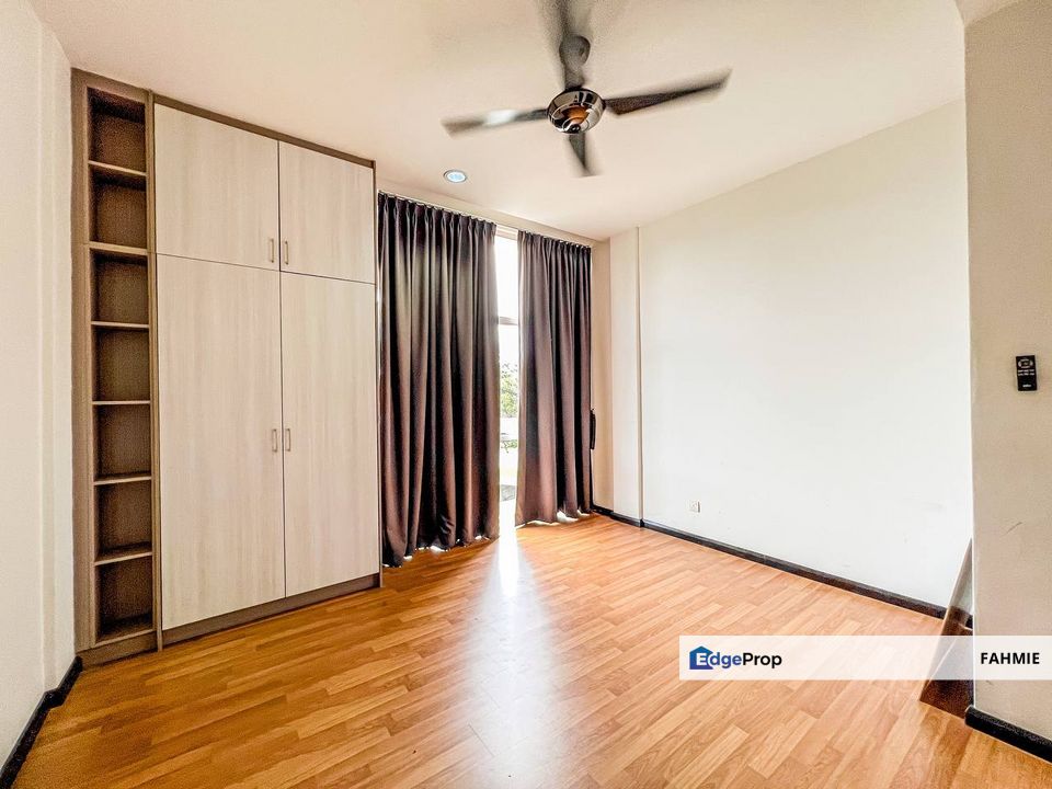 Low floor. Renovated. 2 parking lots. Mutiara Tropicana. Petaling Jaya. , Selangor, Tropicana