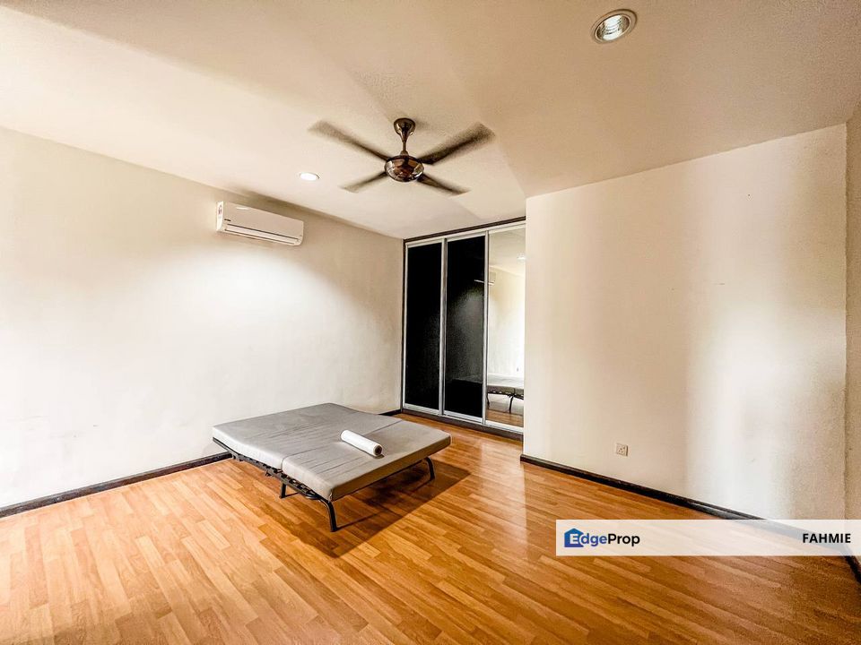 Low floor. Renovated. 2 parking lots. Mutiara Tropicana. Petaling Jaya. , Selangor, Tropicana