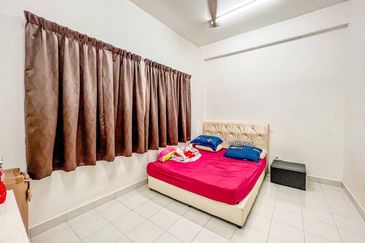 BANDAR AINSDALE FASA 1(SUCI)