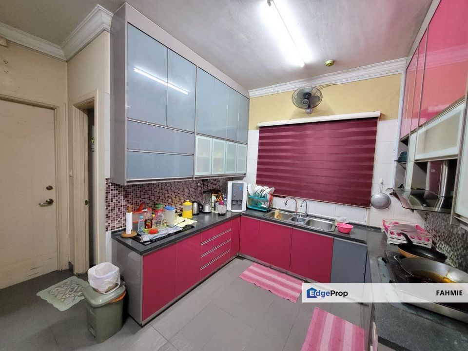 Fully renovated. Kristal Idaman. Seksyen 7. Shah Alam. , Selangor, Shah Alam