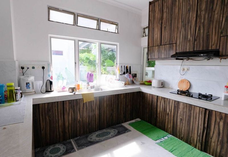 Bungalow on hillside with magnificent view of Bukit Melawati. Taman Melawati. 