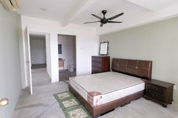 Bungalow on hillside with magnificent view of Bukit Melawati. Taman Melawati. 