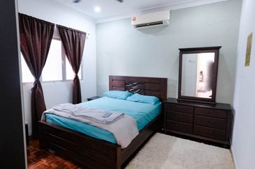 Bungalow on hillside with magnificent view of Bukit Melawati. Taman Melawati. 