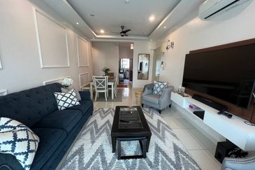 Lake Vista Residence