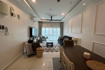 Lake Vista Residence