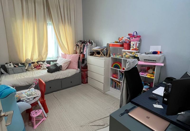 Lake Vista Residence