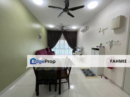 Freehold. Corner unit. Lake Vista Residence. Bandar Tun Hussein Onn. Cheras. , Selangor, Cheras