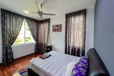 Jacaranda Garden Residence