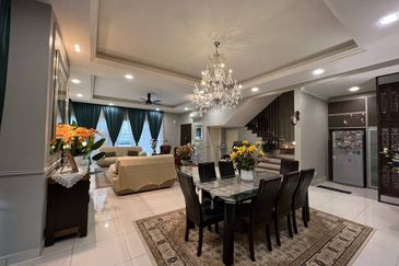 Freehold. Fully renovated. 1080 Residence. Kajang. 