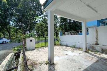 Taman Saujana Puchong